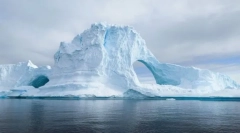 Icebergs: zanimljive činjenice o plutanju ledenih kuglica
